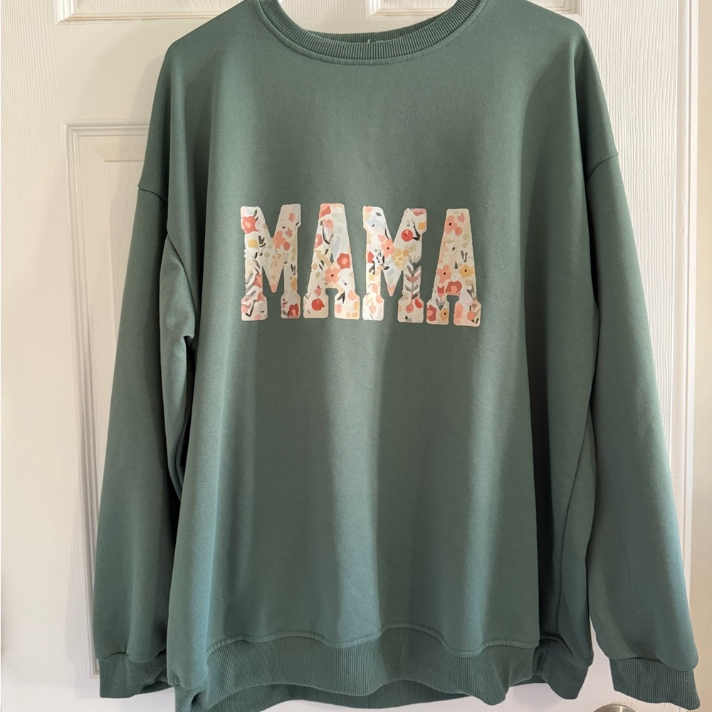 Green 'MAMA' Graphic Crewneck Sweater